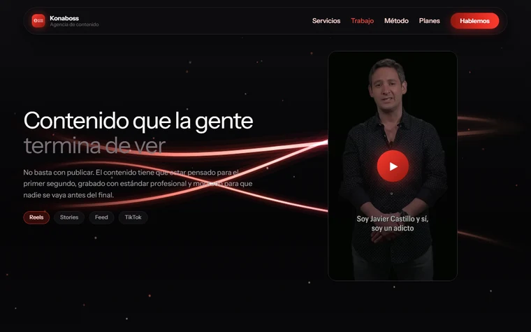 Sitio web de Konaboss hecho por AmplyNet Chile, visto en un notebook